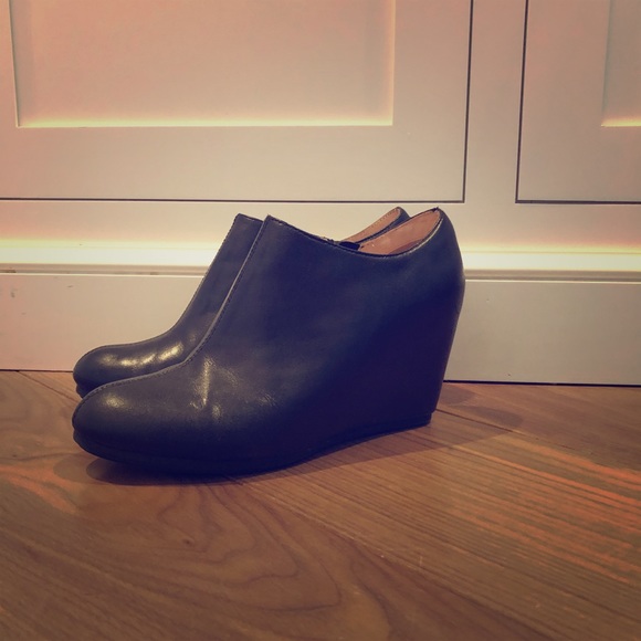 Wedge Bootie - Picture 1 of 2